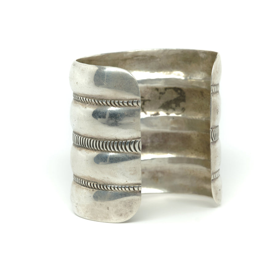 1940s WIDE SILVER CUFF